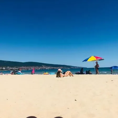 Sunny Lägenhet *