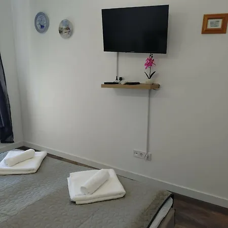 Sunny Apartment